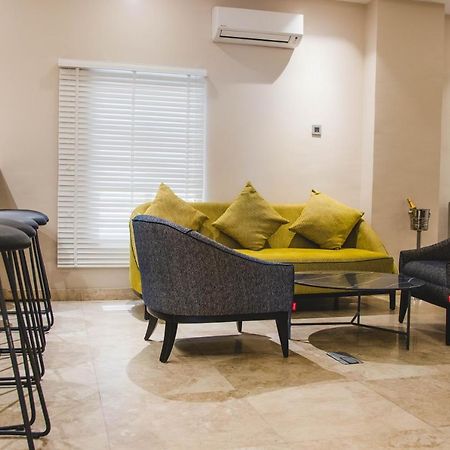 Amber City Hotels Owerri Bagian luar foto